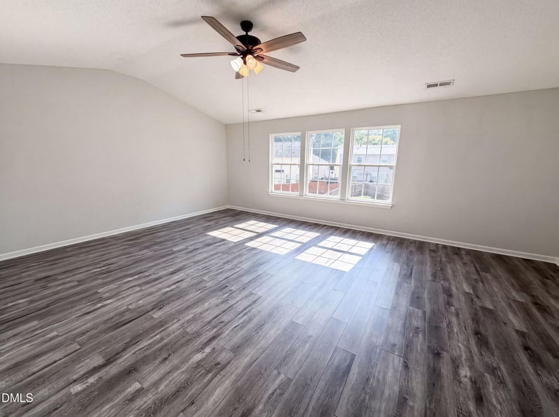 2618 Dutch Grove Cir, Raleigh, NC 27610