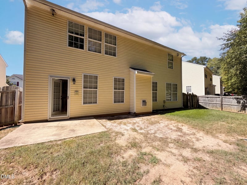 2619 Dutch Grove Cir, Raleigh, NC 27610
