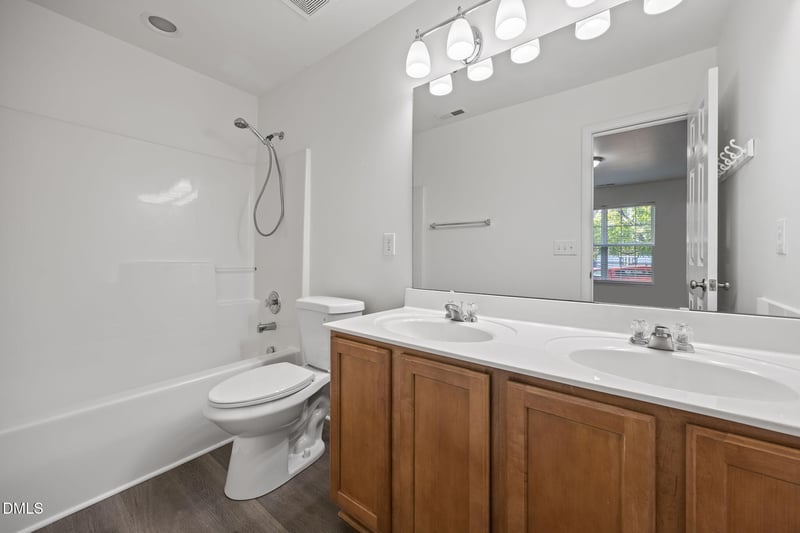 2619 Forest Shadows Ln, Raleigh, NC 27614