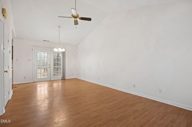 2626 Hitchcock Dr, Durham, NC 27705