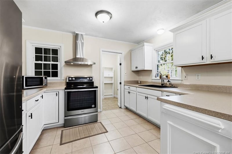 263 Brewster Dr, Fayetteville, NC 28303