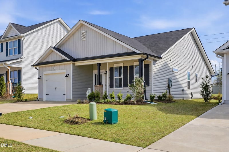 263 Maidenhair Pl, Clayton, NC 27520
