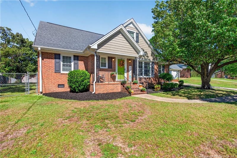 2632 Elmhurst Dr, Fayetteville, NC 28304