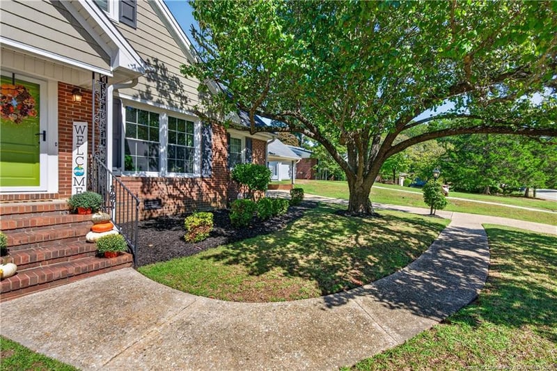 2632 Elmhurst Dr, Fayetteville, NC 28304