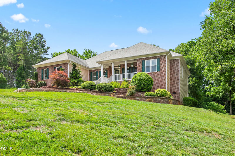 2648 Millbrook Dr, Haw River, NC 27258