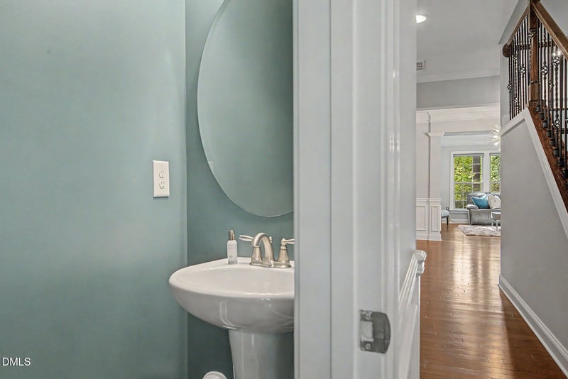 265 Daymire Glen Ln, Cary, NC 27519