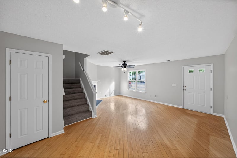 2654 Dwight Pl, Raleigh, NC 27610