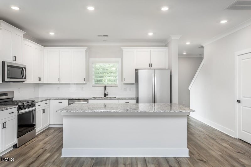266 Custer Dr, Mebane, NC 27302