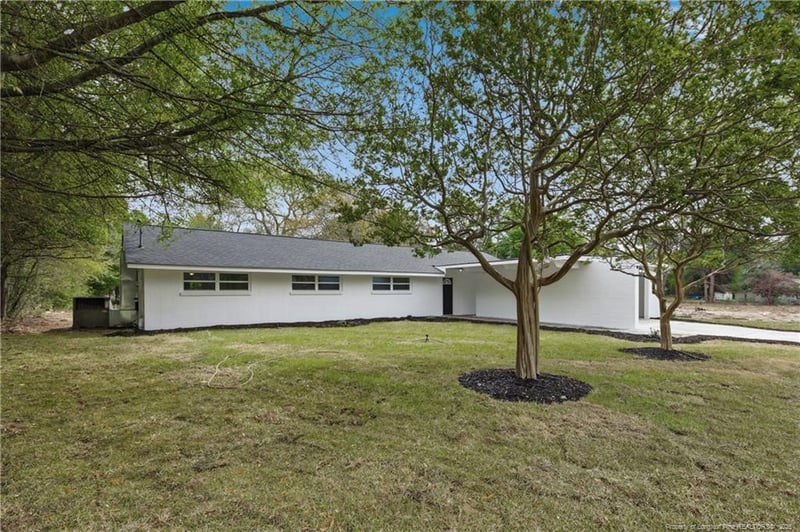 2663 Everitte St, Fayetteville, NC 28306