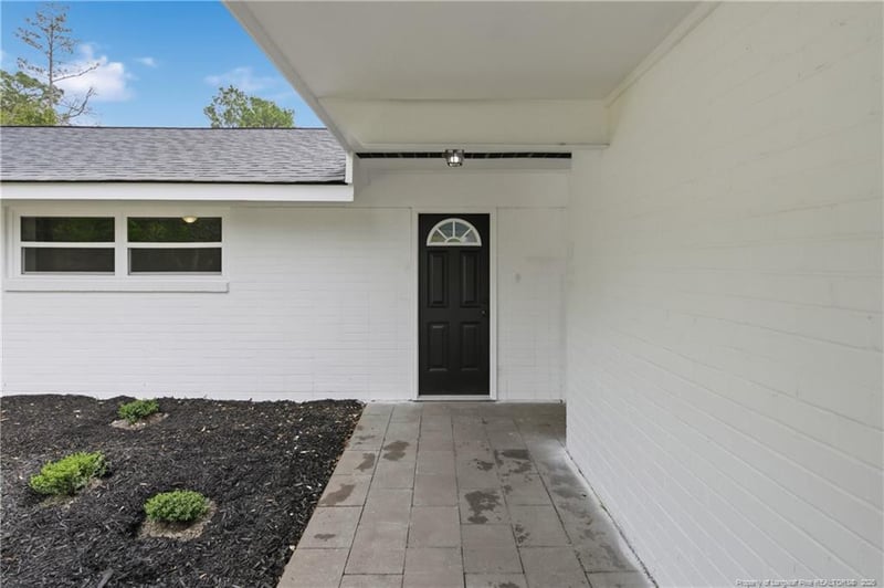 2663 Everitte St, Fayetteville, NC 28306