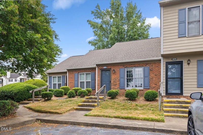 2672 Hitchcock Dr, Durham, NC 27705