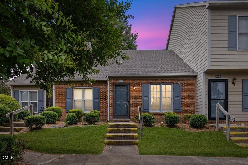 2672 Hitchcock Dr, Durham, NC 27705