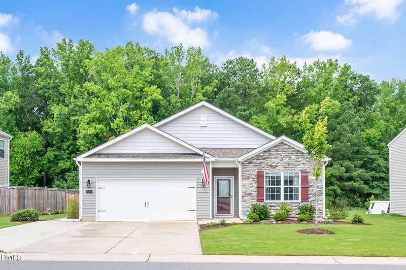 268 Silver Maple Dr, Fuquay Varina, NC 27526