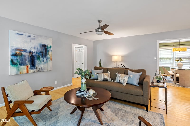 27 Clover Dr, Chapel Hill, NC 27517