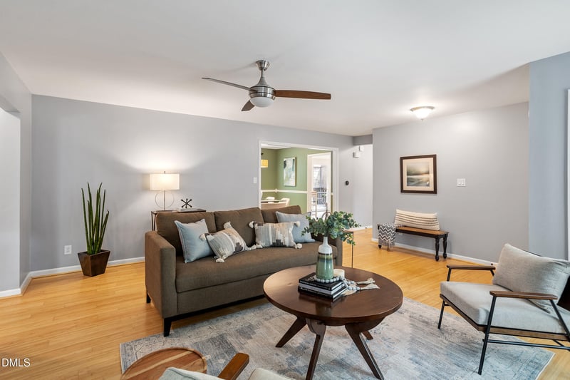 27 Clover Dr, Chapel Hill, NC 27517