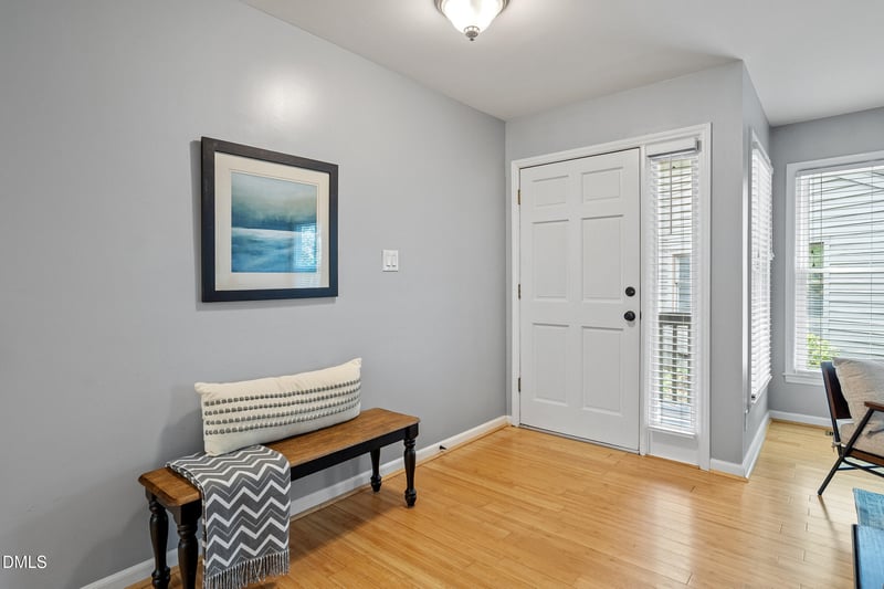 27 Clover Dr, Chapel Hill, NC 27517