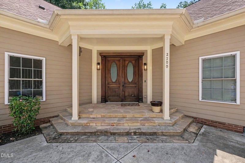 2700 Misty Glen Trl, Raleigh, NC 27606