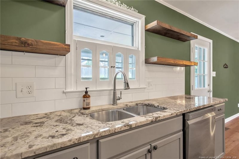 2702 Dartmouth Dr, Fayetteville, NC 28304
