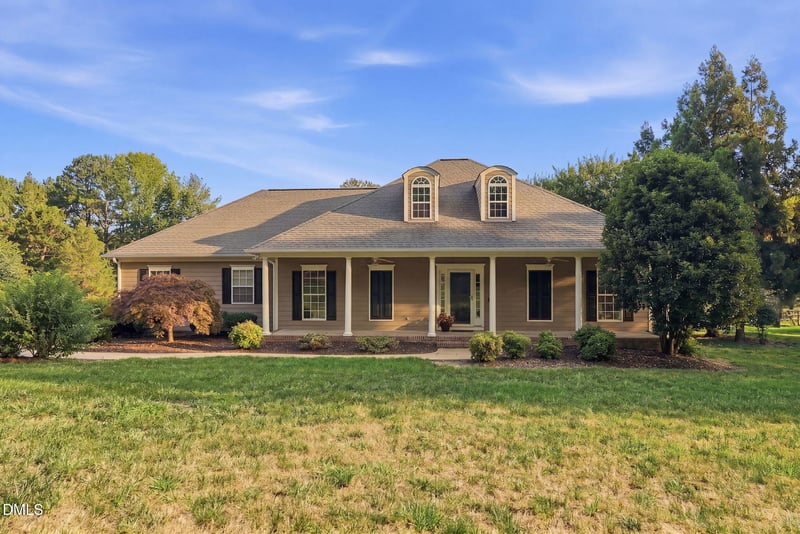 2705 Percussion Dr, Hillsborough, NC 27278
