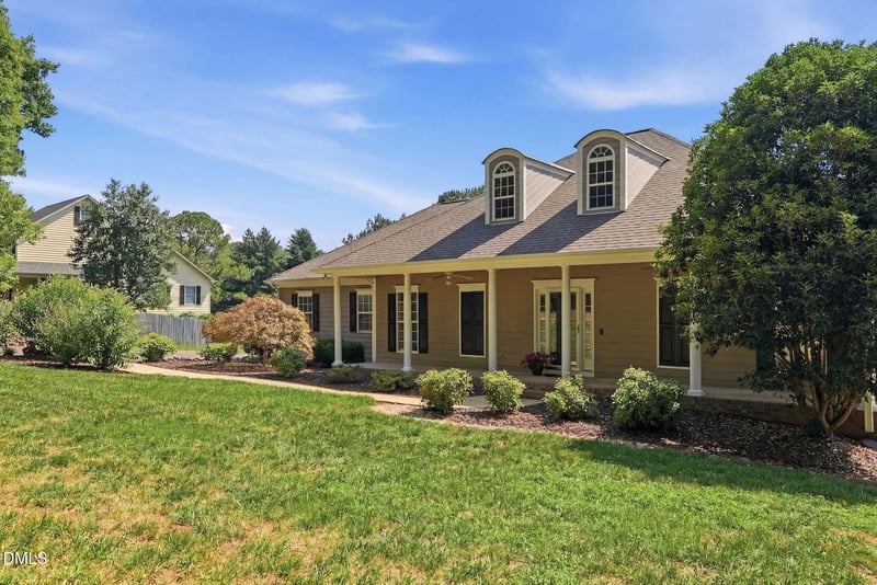 2705 Percussion Dr, Hillsborough, NC 27278