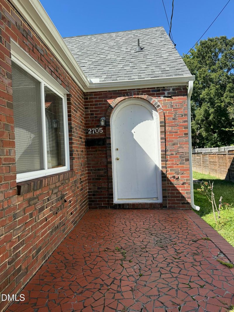 2705 N Roxboro St, Durham, NC 27704