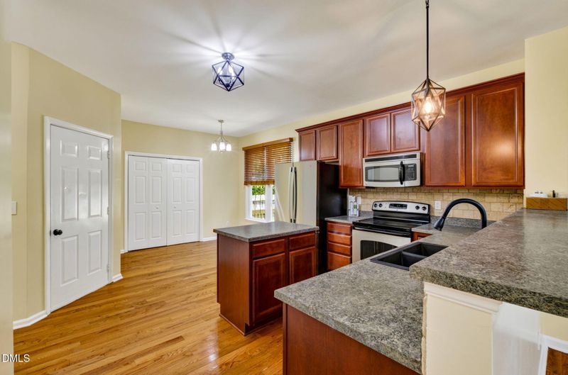 2705 Steeple Run Dr, Wake Forest, NC 27587