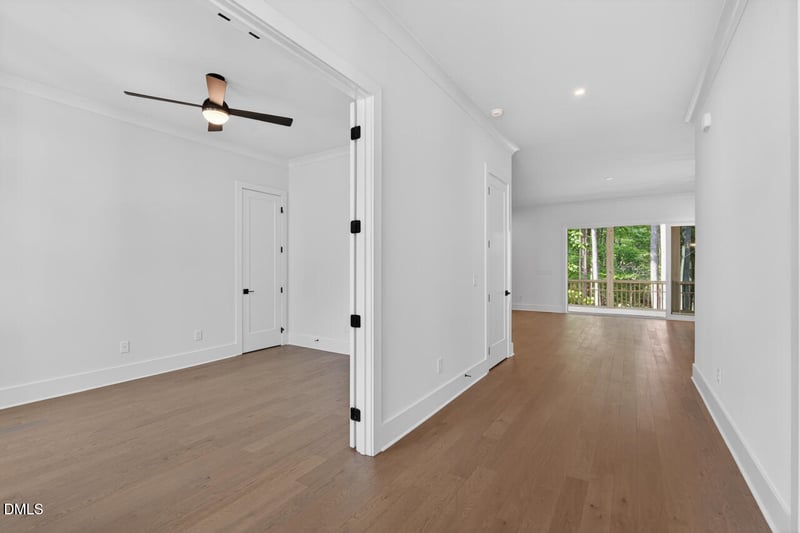 2710 Pathway Dr, Chapel Hill, NC 27516