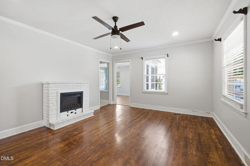 2716 Knowles St, Raleigh, NC 27603