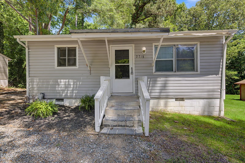 2718 Thelma St, Durham, NC 27704
