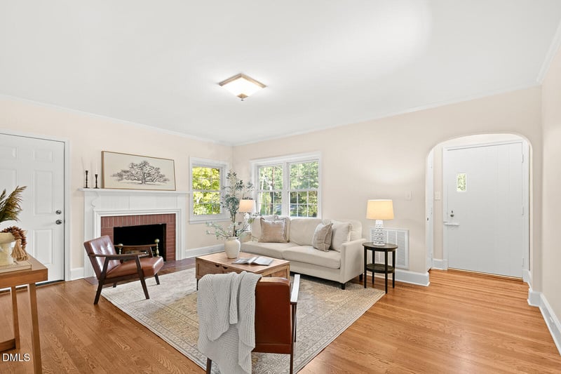 2720 University Dr, Durham, NC 27707