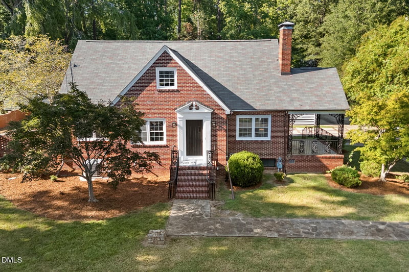 2720 University Dr, Durham, NC 27707