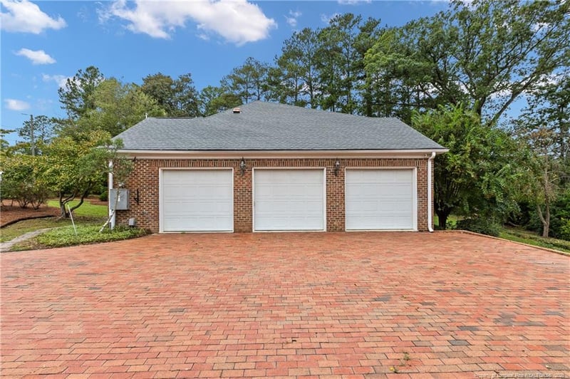 2728 Bennington Rd, Fayetteville, NC 28303