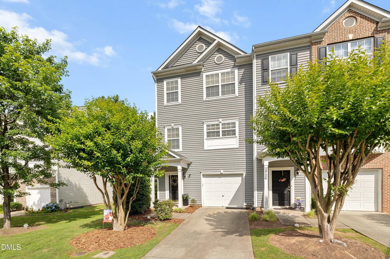 2728 Wyntercrest Ln, Durham, NC 27713