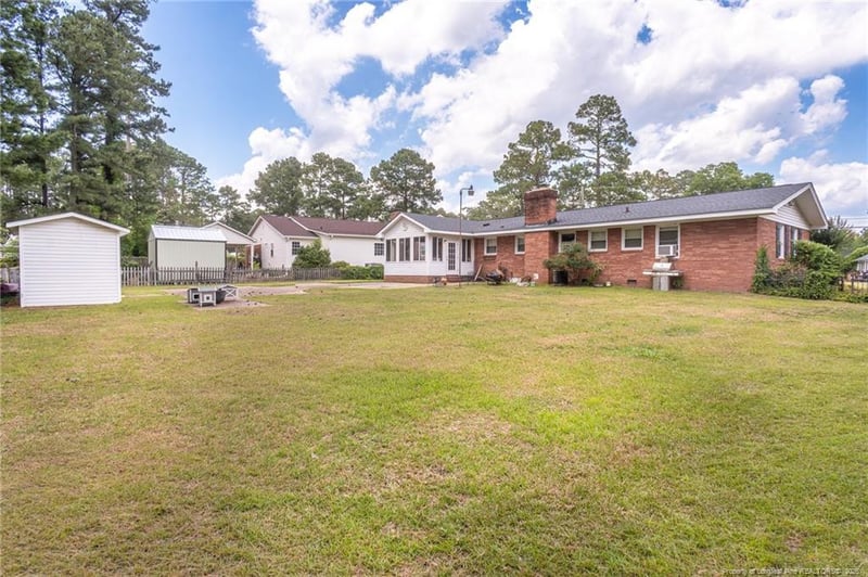 2735 Millbrook Rd, Fayetteville, NC 28303