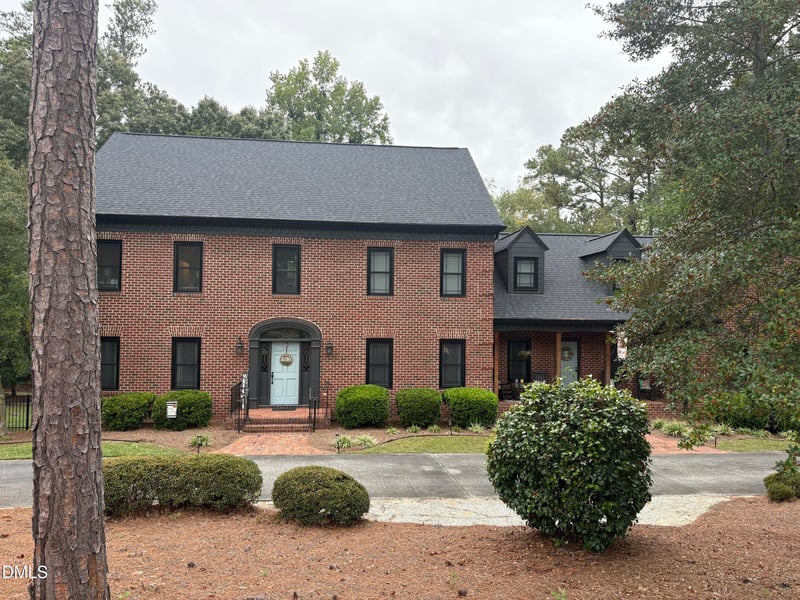 275 Oak St, Lillington, NC 27546