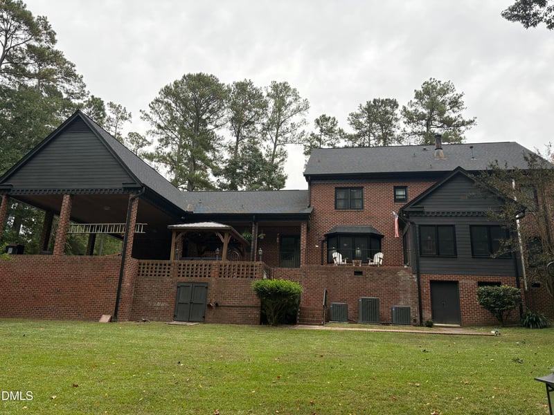 275 Oak St, Lillington, NC 27546