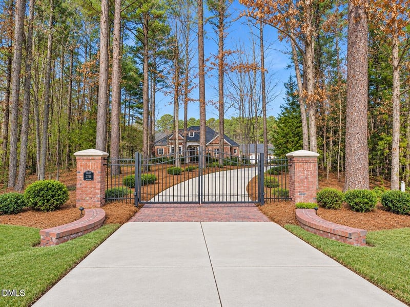 2769 Weaver Hill Dr, Apex, NC 27502