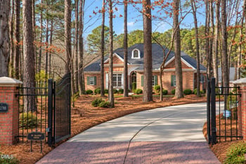 2769 Weaver Hill Dr, Apex, NC 27502