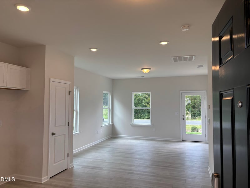 279 Courtside Dr, Dunn, NC 28334