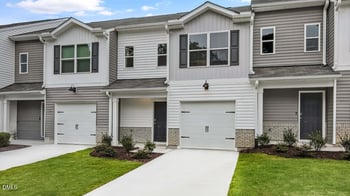 28 Bee Garden Ct, Angier, NC 27501