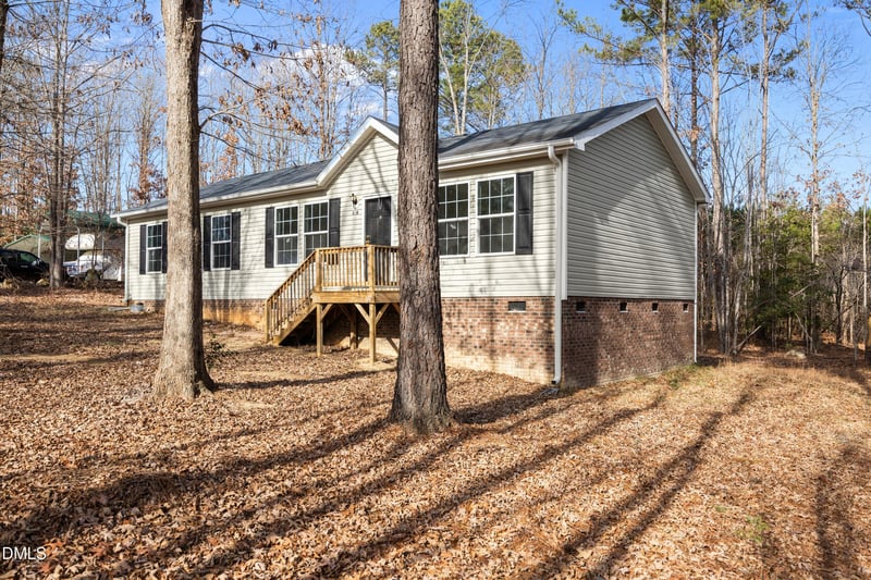 280 Rough Ln, Louisburg, NC 27549