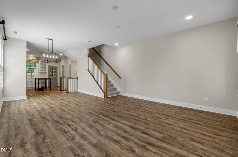 2800 Bedford Green Dr #100, Raleigh, NC 27604