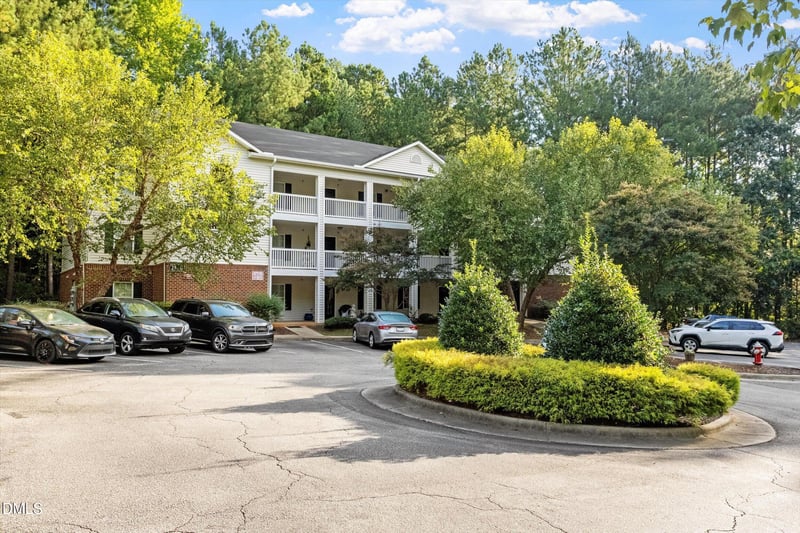 2800 Trailwood Pines Ln #102, Raleigh, NC 27603