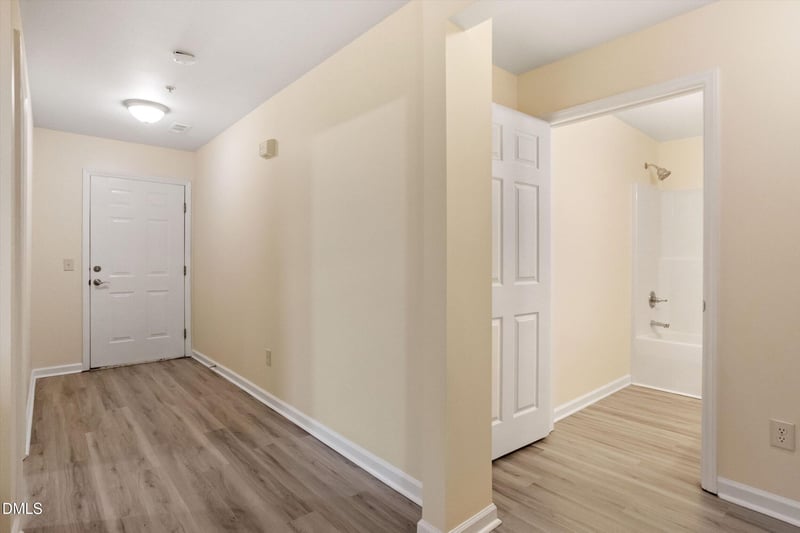 2800 Trailwood Pines Ln #102, Raleigh, NC 27603
