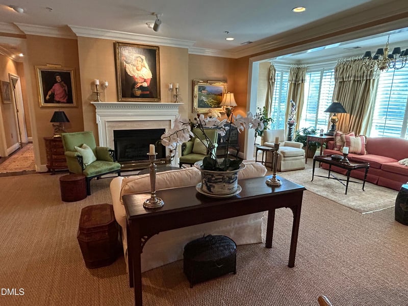 2801 Glenwood Gardens Ln #205, Raleigh, NC 27608