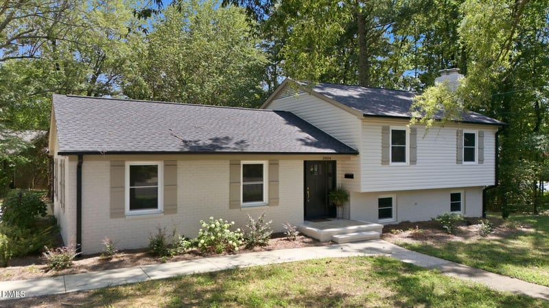 2804 Edgewood Ave, Burlington, NC 27215