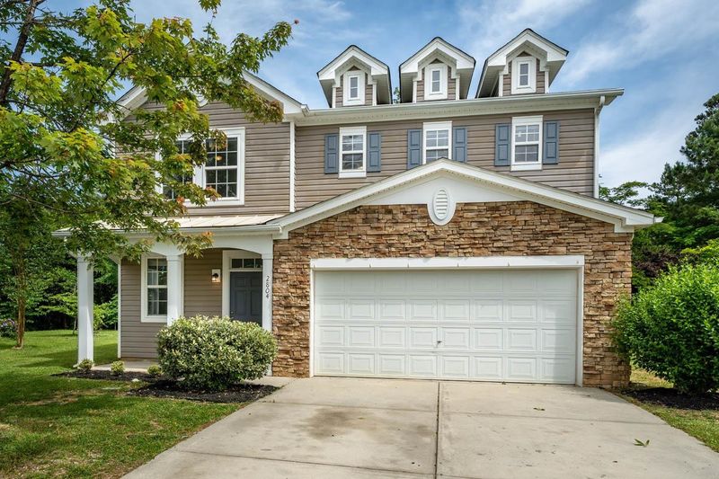 2804 Roundleaf Ct, Raleigh, NC 27604