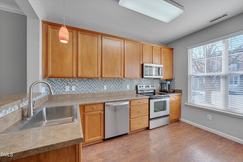 2805 Corbett Grove Dr, Raleigh, NC 27616