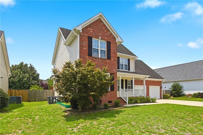 2805 Franciscan Dr, Fayetteville, NC 28306