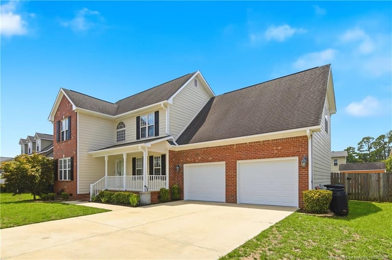 2805 Franciscan Dr, Fayetteville, NC 28306